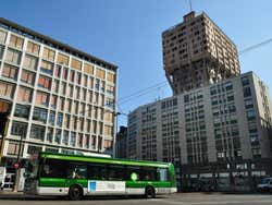 Bus à Milan, Tour Velasca